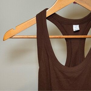 Ultralite brown ribbed tank cropped so cute